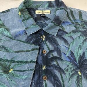 Vintage Tommy Bahama 100% Silk Palm Tree Hawaiian Camp Shirt XXL EUC Coconut Btn